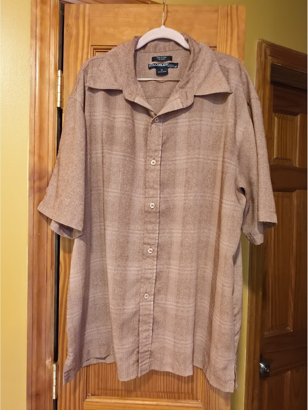 Syllables Mens Muted Brown Button Up Shirt Sz Xl